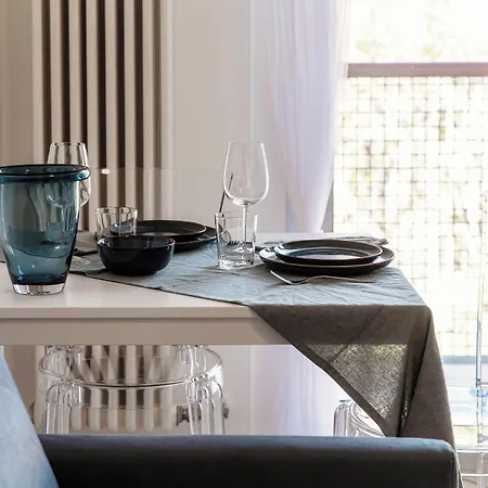 Tiny Blue - By Myhomeincomo Côme